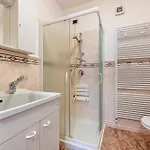 Happy Apartment *