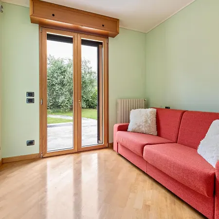 Apartment Happy