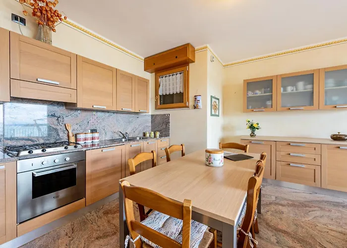 Happy Apartment