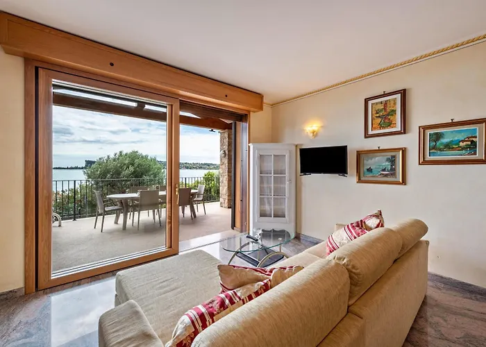 Happy Apartment San Felice del Benaco